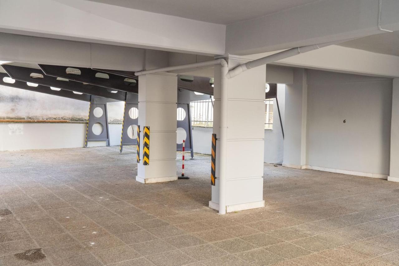 The Whole Packet C5 Center With Parking Apartment ลาริซา ภายนอก รูปภาพ